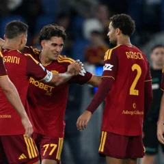 روما يهزم جنوى 2-0 بهدفي كاسترو ولولي في الدوري الإيطالي