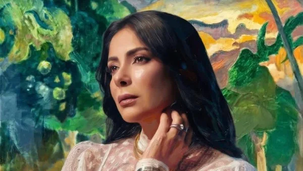 منى زكي للشباب: لا تسمحوا للخوف بالتحكم في قراراتكم