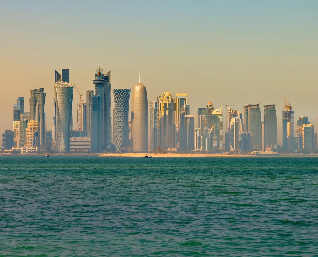 أفق مدينة الدوحة في الصباح