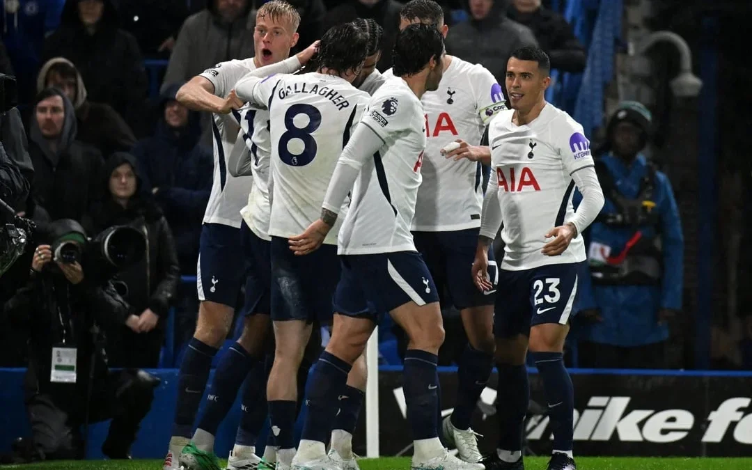 توتنهام يهزم تشيلسي 2-0 في ستامفورد بريدج