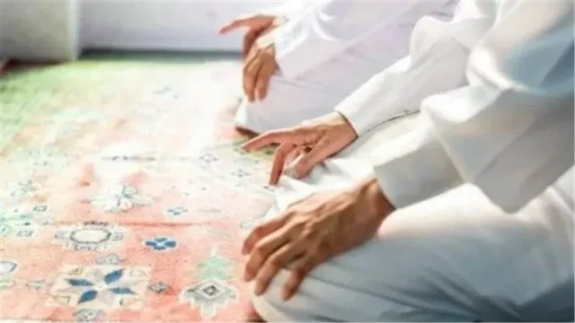 موعد أذان الظهر اليوم في القاهرة والمحافظات بعد التوقيت الشتوي