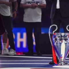 فياريال يهزم نابولي 3-1 في دوري أبطال أوروبا