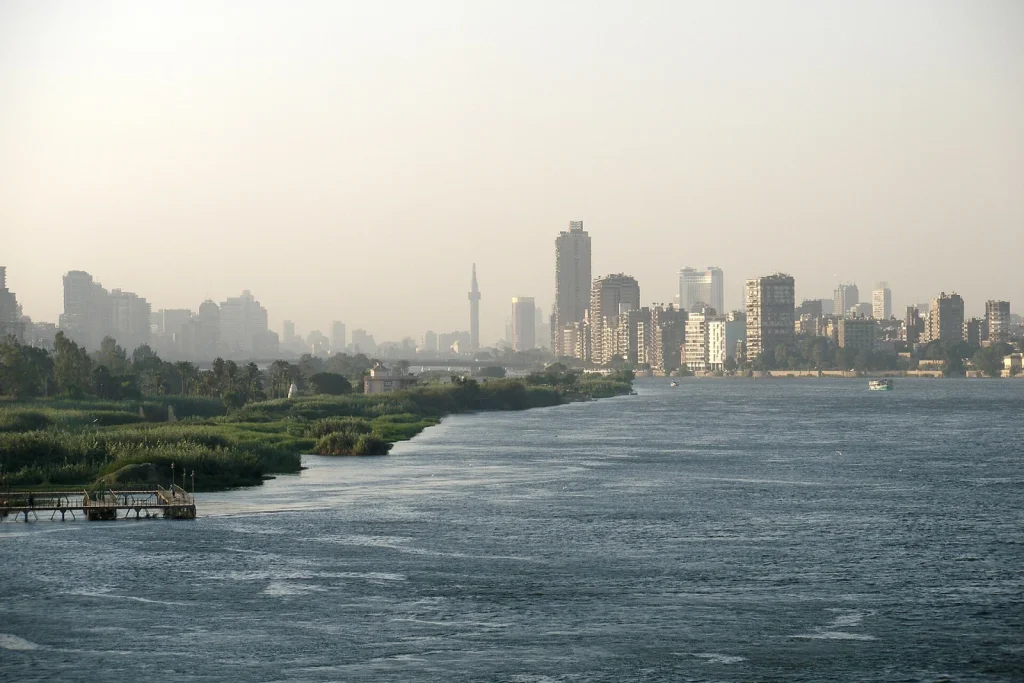 منظر بانورامي لمدينة القاهرة ونهر النيل